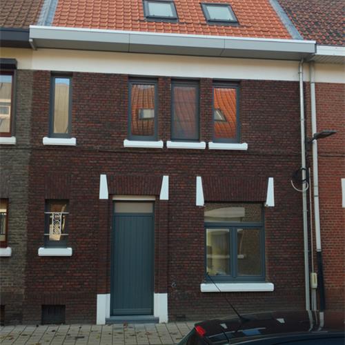 Verbouwing en uitbreiding van een eengezinswoning - Architect Van den Buys, Wuustwezel 